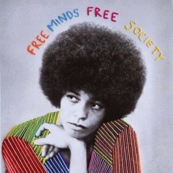 Meet your Posher, Tianna - Picture 1 of 1